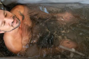 טבילה בקרח - סדנאות קרח בעמק יזרעאל